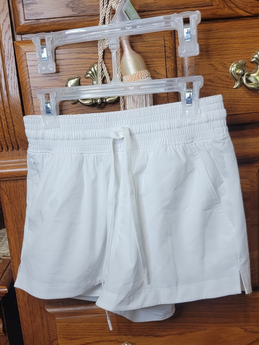 YPB Women's White Drawstring Athletic Shorts with Pockets